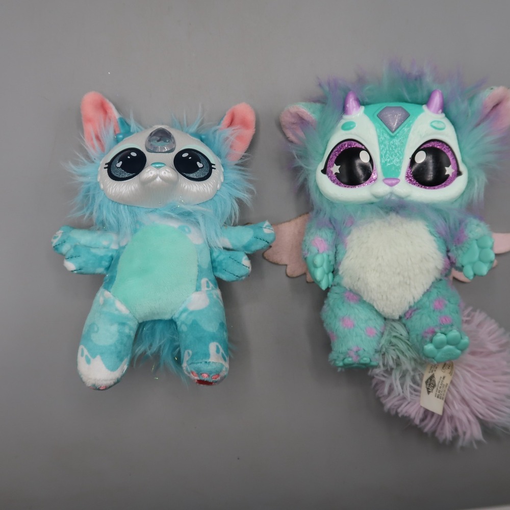 Magic Mixies Diamond Symbol Magical Misting Interactive Blue Plush Toy Lot‎ of 2
